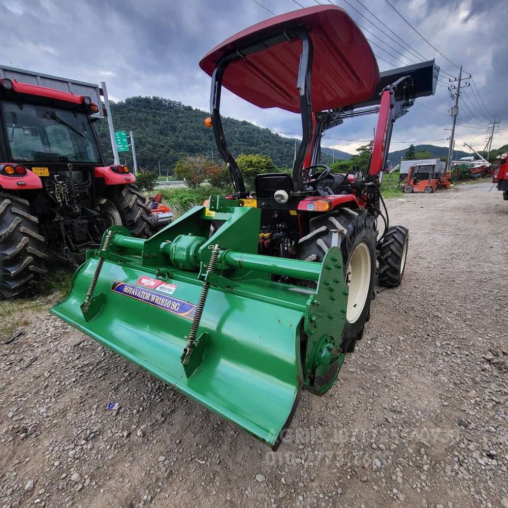 Kukje Tractor LUXEN6000 (60hp) 운전석