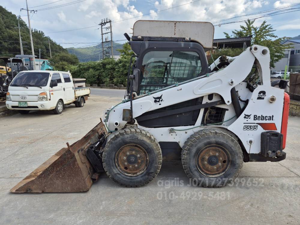  Loader S595  측면