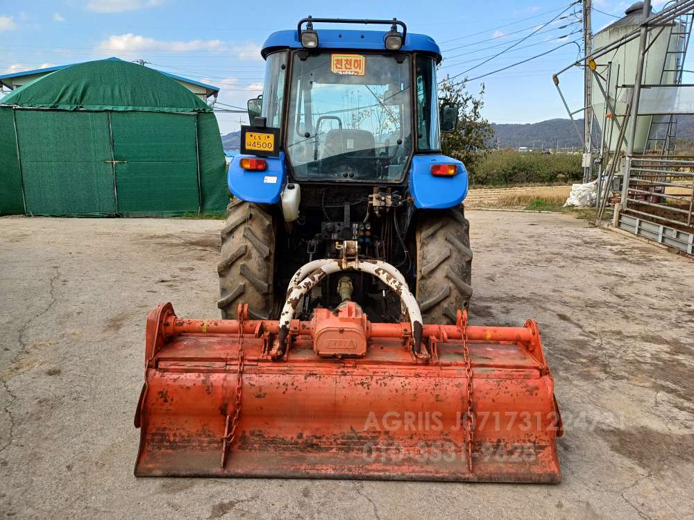 NewHolland Tractor TD60D (60hp) 뒤우측면