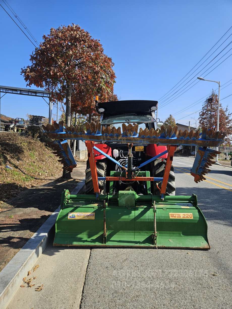 Yanmar Tractor YT470 (70hp) 엔진내부