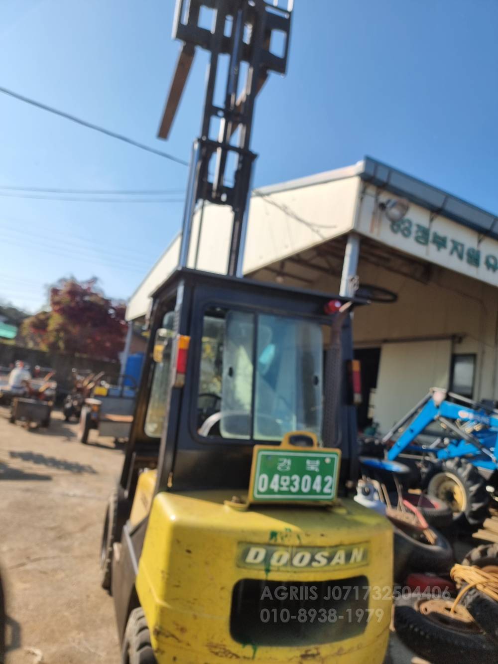 Doosan Forklift 지게차  앞좌측면