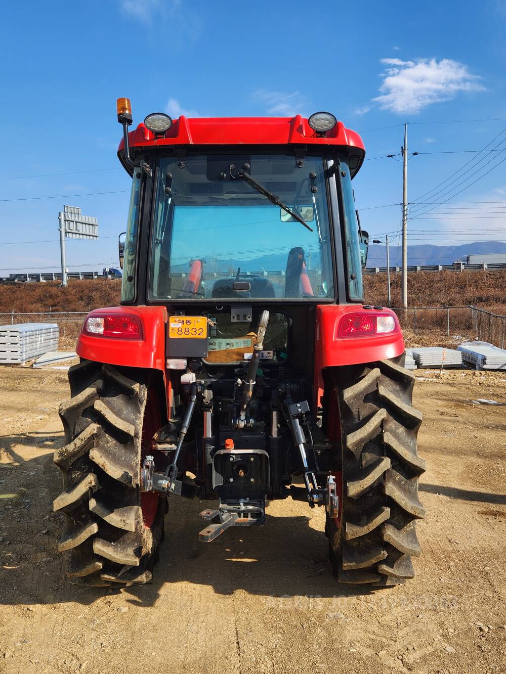 Daedong Tractor RX630VC (63hp) 뒤우측면