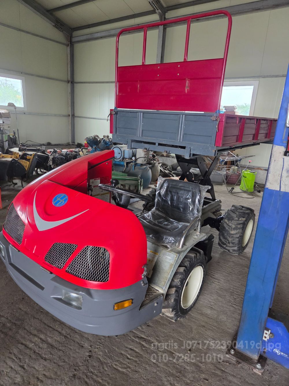  한서 운반차 HC-1000WDL  뒤우측면