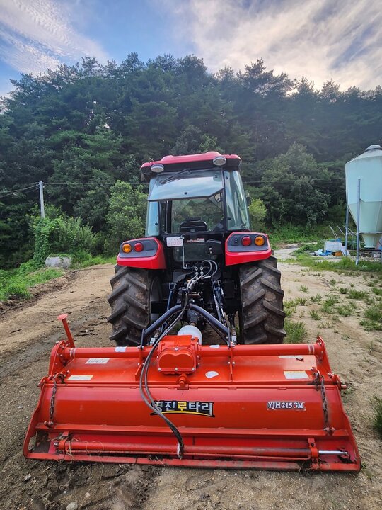  Tractor TX76시리즈 (76hp) 앞좌측면