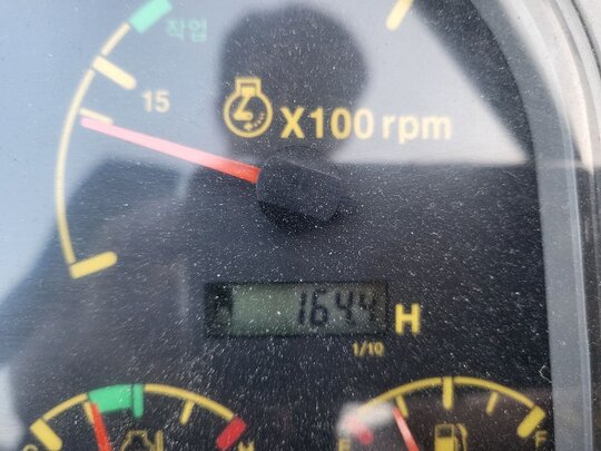 TYM Combine Harvester CX754 (4Rows) 앞좌측면