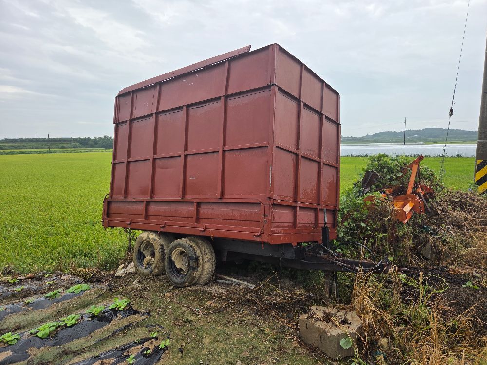  5톤 곡물트레일러 5톤 트레일러  앞좌측면