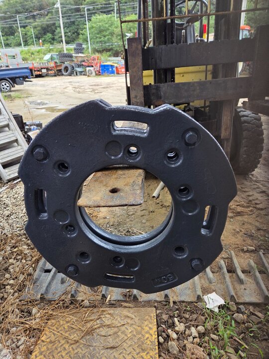 구보다 트랙터 MZ763 (76마력) 앞좌측면