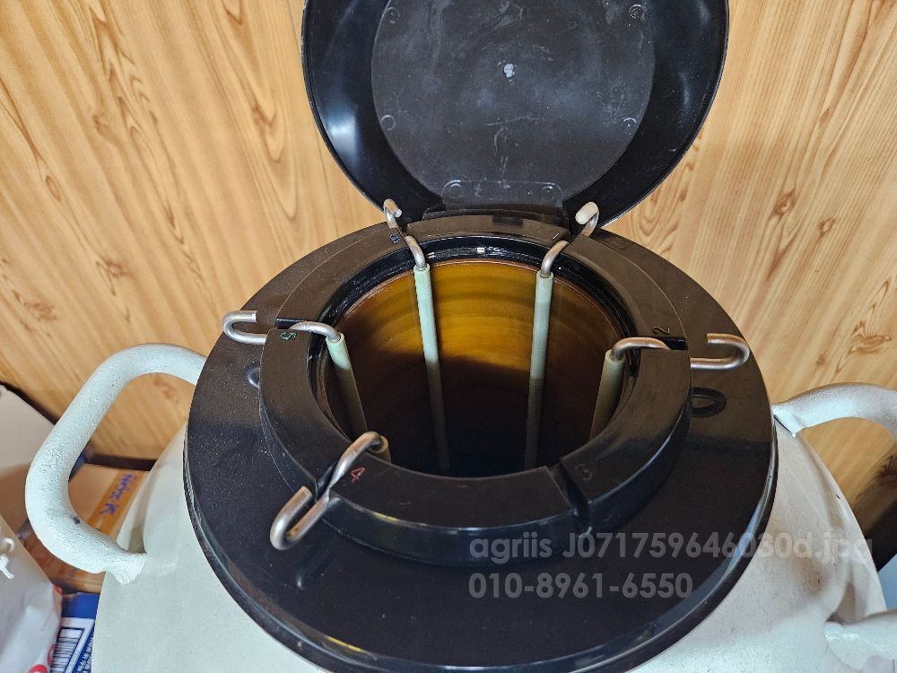 MVE47리터 고정용대용량질소통 미국산 뒤우측면