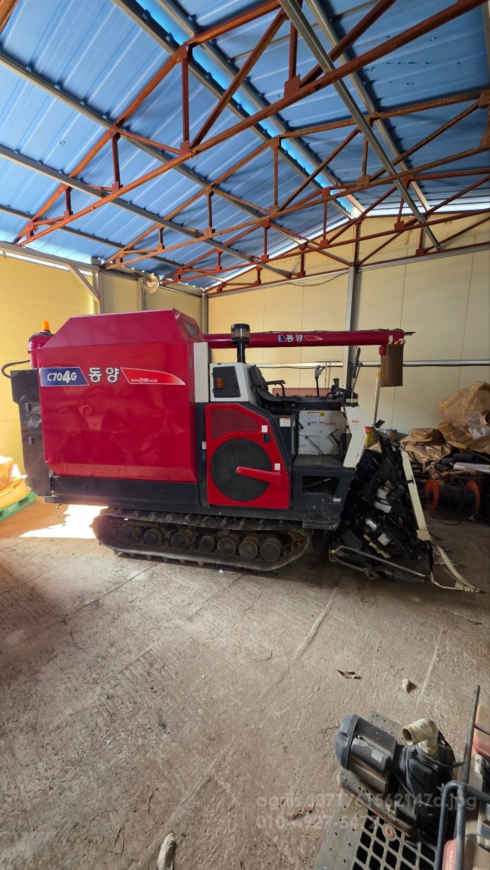 TYM Combine Harvester 콤바인  뒤우측면