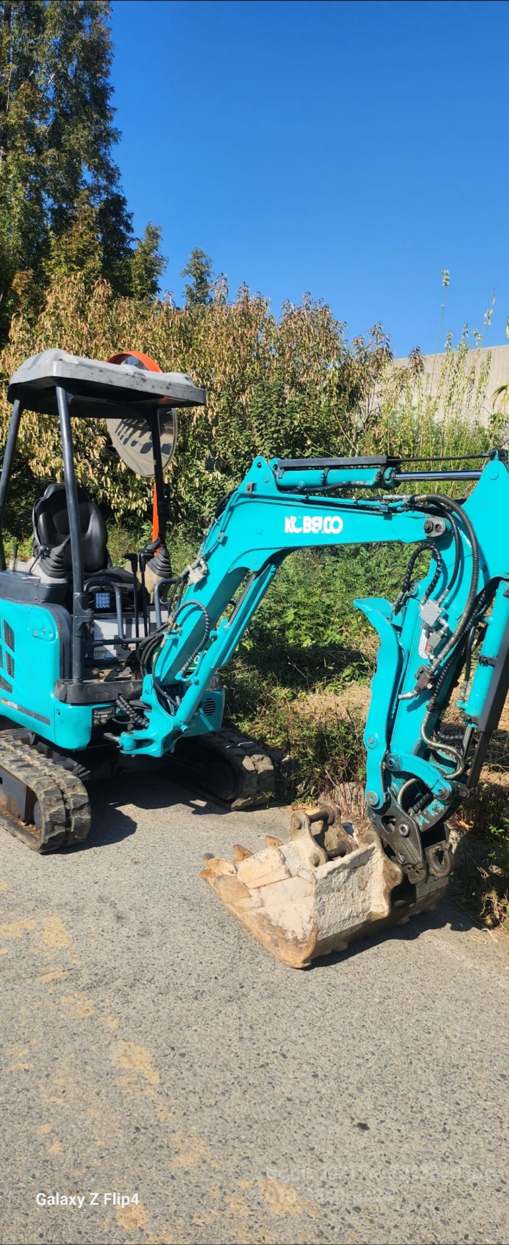  Excavator (1.7톤)  뒤우측면