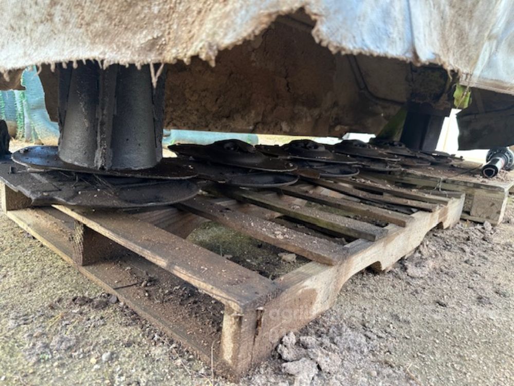 아세아 디스크모아 DISCO250 뒤우측면