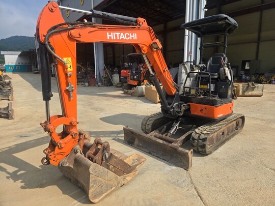  Excavator ZX30 (3톤) 앞좌측면