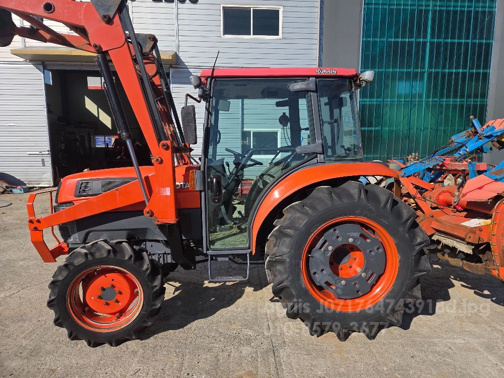 Kubota Tractor L500 (50hp) 뒤우측면