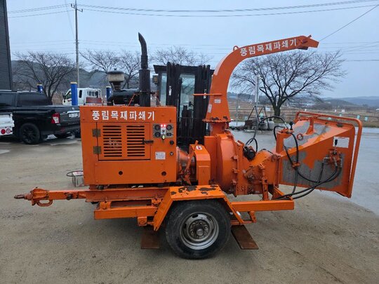 풍림목재파쇄기  풍림목재파쇄기  풍림목재파쇄기  앞좌측면