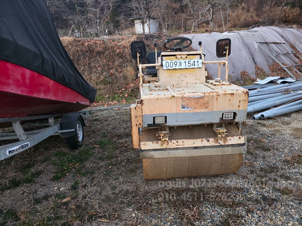 버막 진동로라  진동로라  뒤우측면