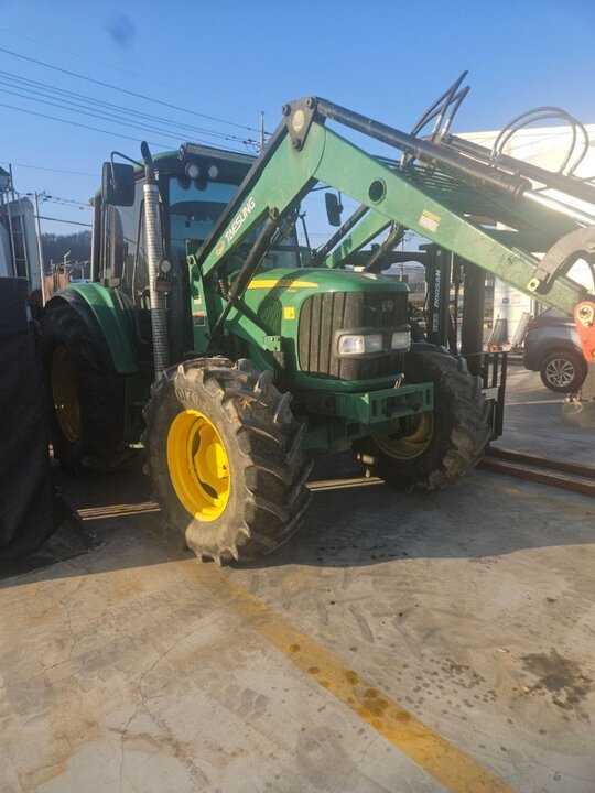 JohnDeere Tractor 6120 (80hp) 앞좌측면