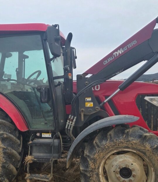 TYM Tractor T110 (111.5hp) 앞좌측면