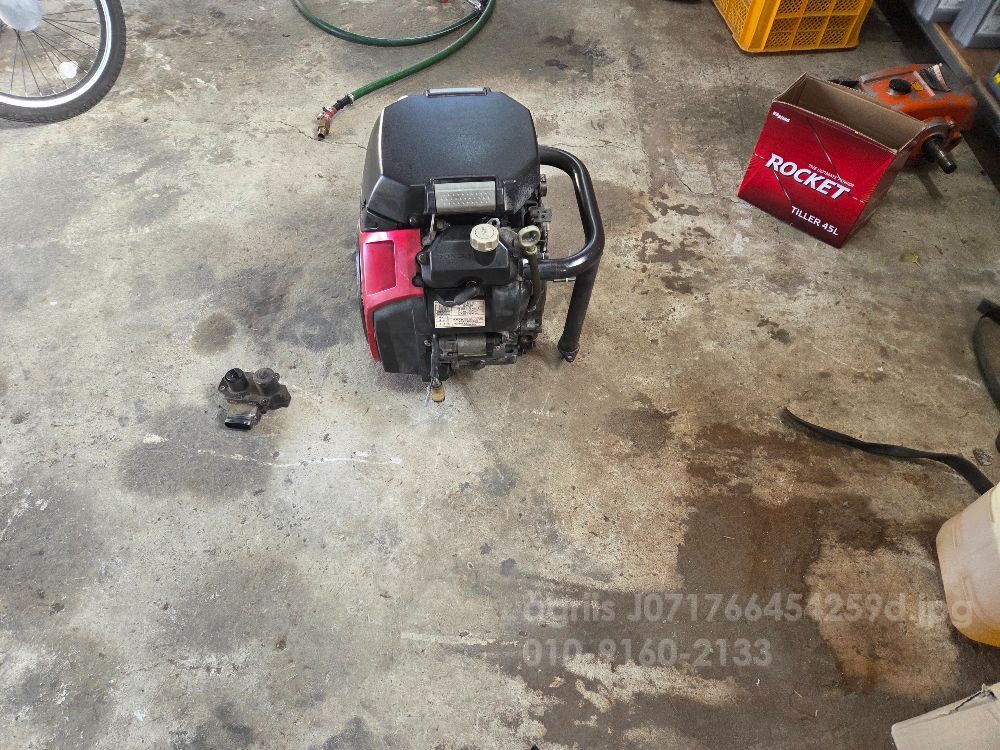 혼다23마력엔진 혼다23마력엔진 중고 엔진 뒤우측면