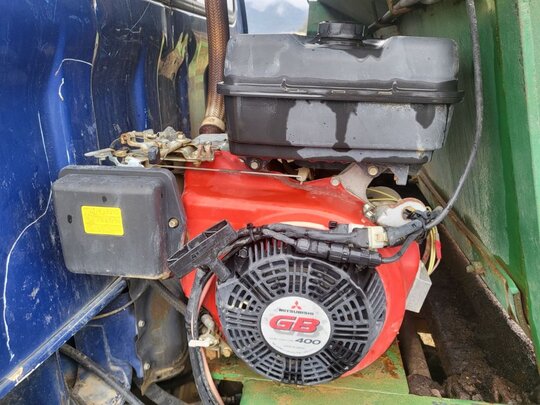  미쓰비씨엔진 미쓰비씨엔진  앞좌측면