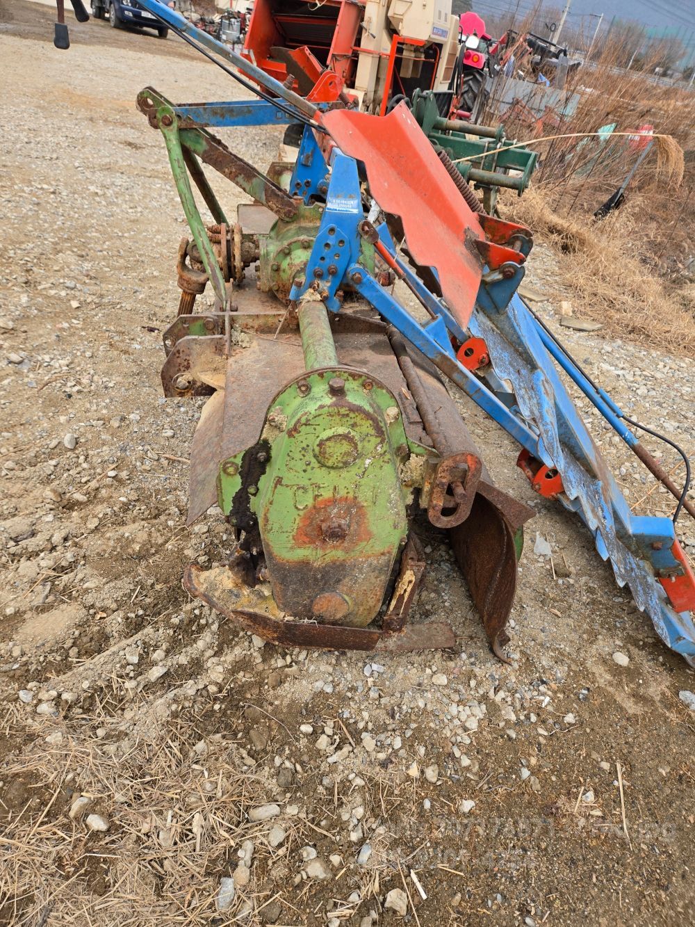  Rotavator 220 (경폭220cm) 뒤우측면