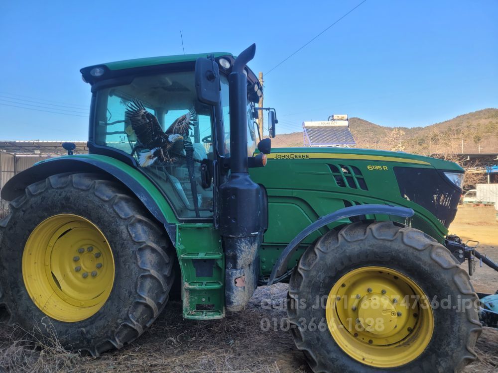 JohnDeere Tractor 6135R (135hp) 뒤우측면