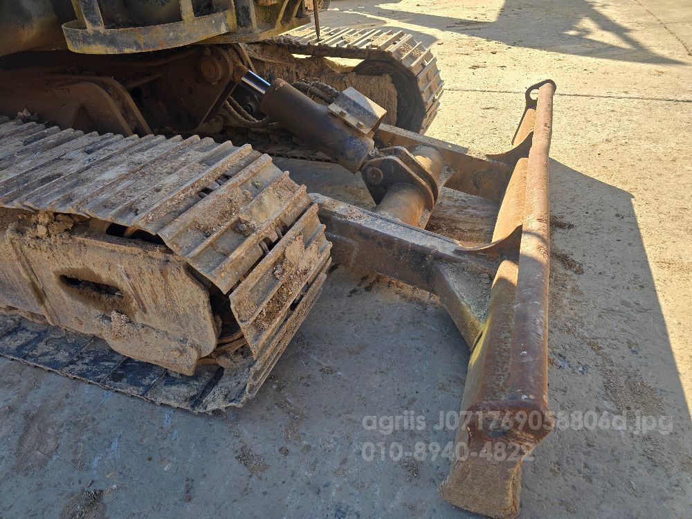 현대 굴삭기 R555-7K (5.5톤) 뒤우측면