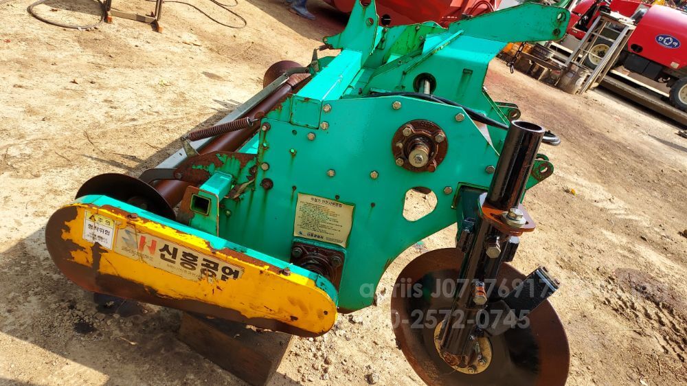 Shinheung 트랙터용 휴립 로타리(반제품) 휴립복토기, 두둑성형기  뒤우측면