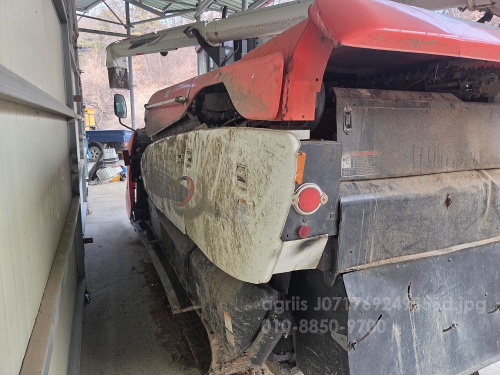 Kubota Combine Harvester ER575K (5Rows) 뒤우측면