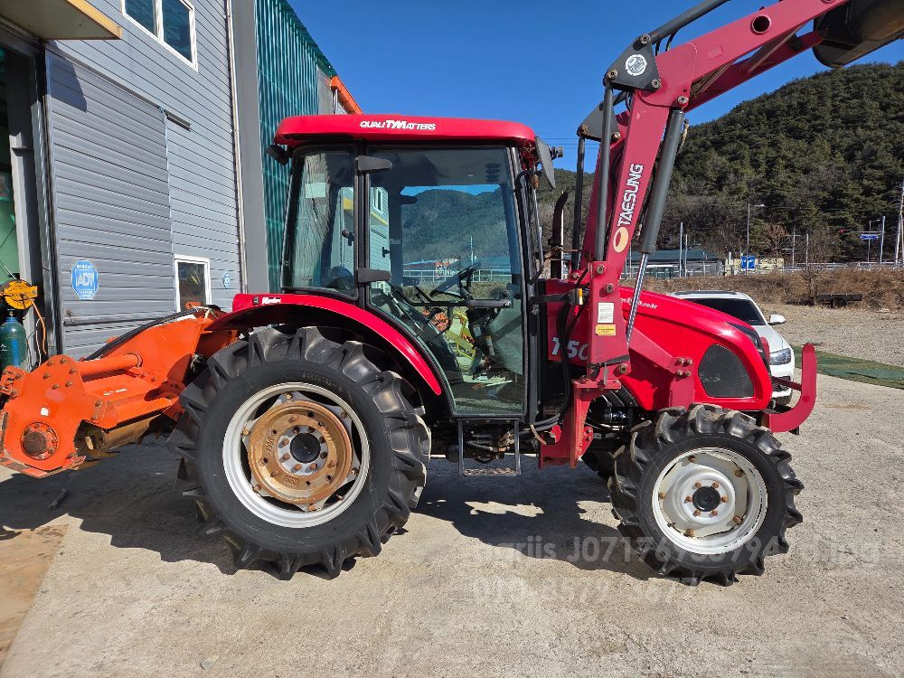TYM Tractor T503 (50hp) 뒤우측면