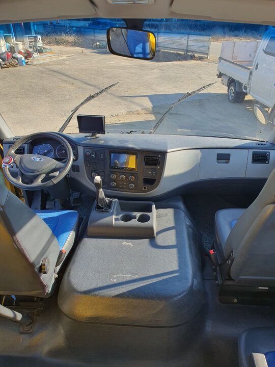  대우레스타 승합차량 대우레스타 승합차량 앞좌측면