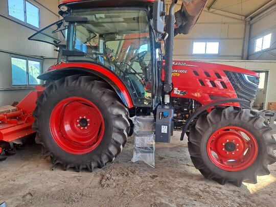 국제 트랙터 LUXEN1100E (111마력) 앞좌측면