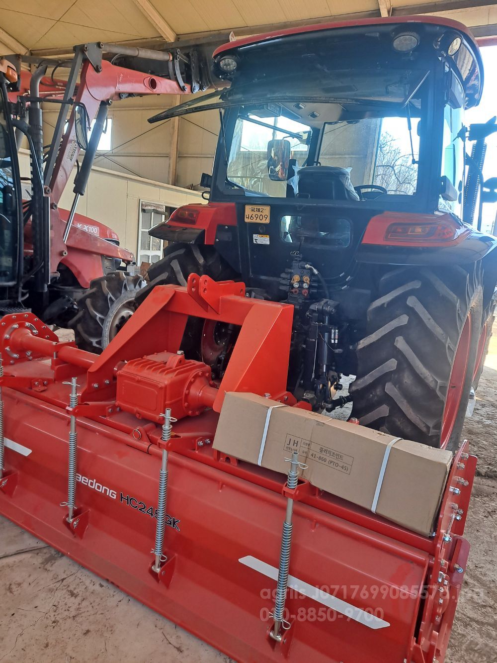 국제 트랙터 LUXEN1100E (111마력) 뒤우측면