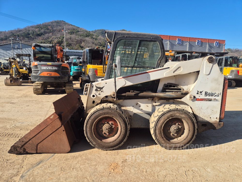  Skid steer loader S630저가동  뒤우측면