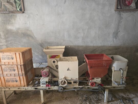  일괄파종기 JK-600  앞좌측면