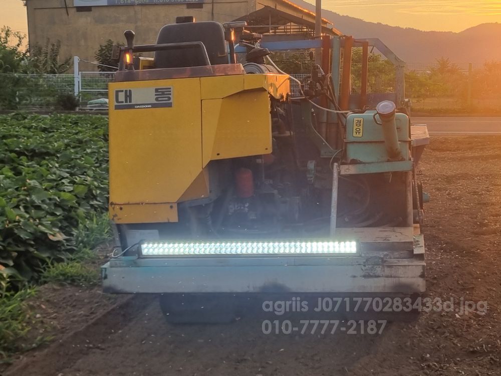 Daedong Combine Harvester 궤도덤프  뒤우측면