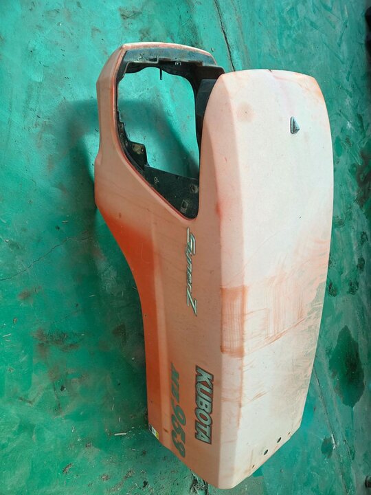 구보다 트랙터 MZ953 (95마력) 앞좌측면