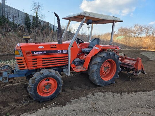 Daedong Tractor L3503 (35hp) 앞좌측면