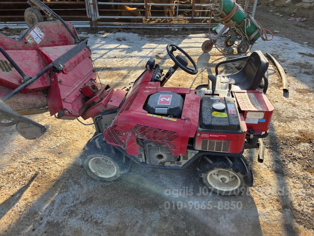 와도 와도 승용제초기 와도 승용제초기 뒤우측면