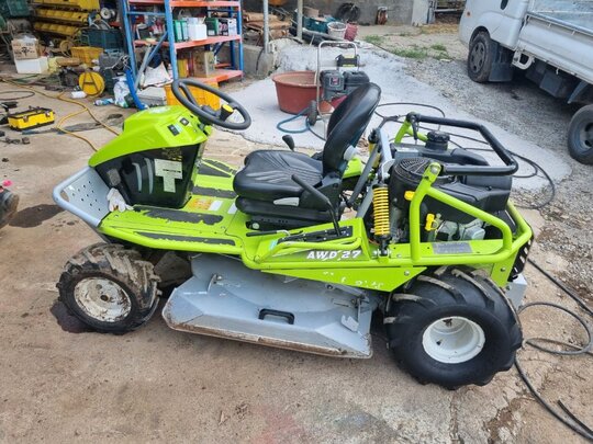 한아 27마력 승용 제초기 27마력 앞좌측면