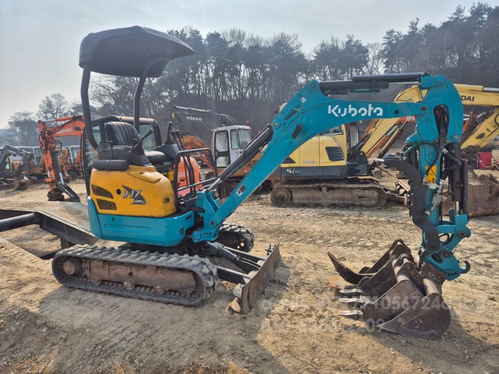 Kubota Excavator U17 (1.7톤) 뒤우측면