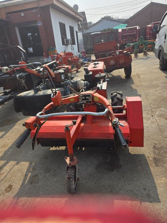 Daedong Power Tiller ND80E (8hp) 앞좌측면
