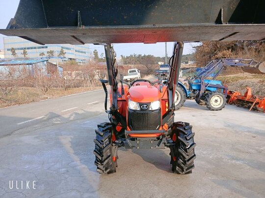 Kubota Tractor L45SV (46hp) 앞좌측면