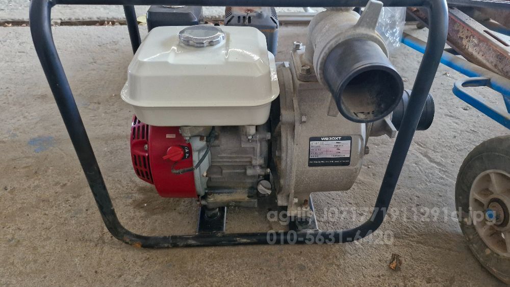  엔진양수기 Wb30xt  뒤우측면