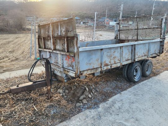  Trailer 2축  앞좌측면