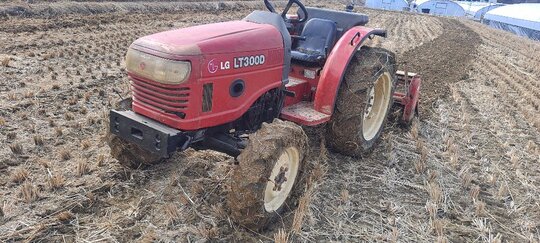 LS 트랙터 LT300D (30마력) 앞좌측면