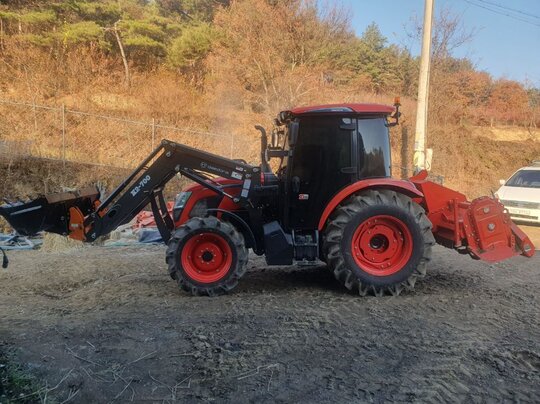 대동 트랙터 FX850 (85마력) 앞좌측면