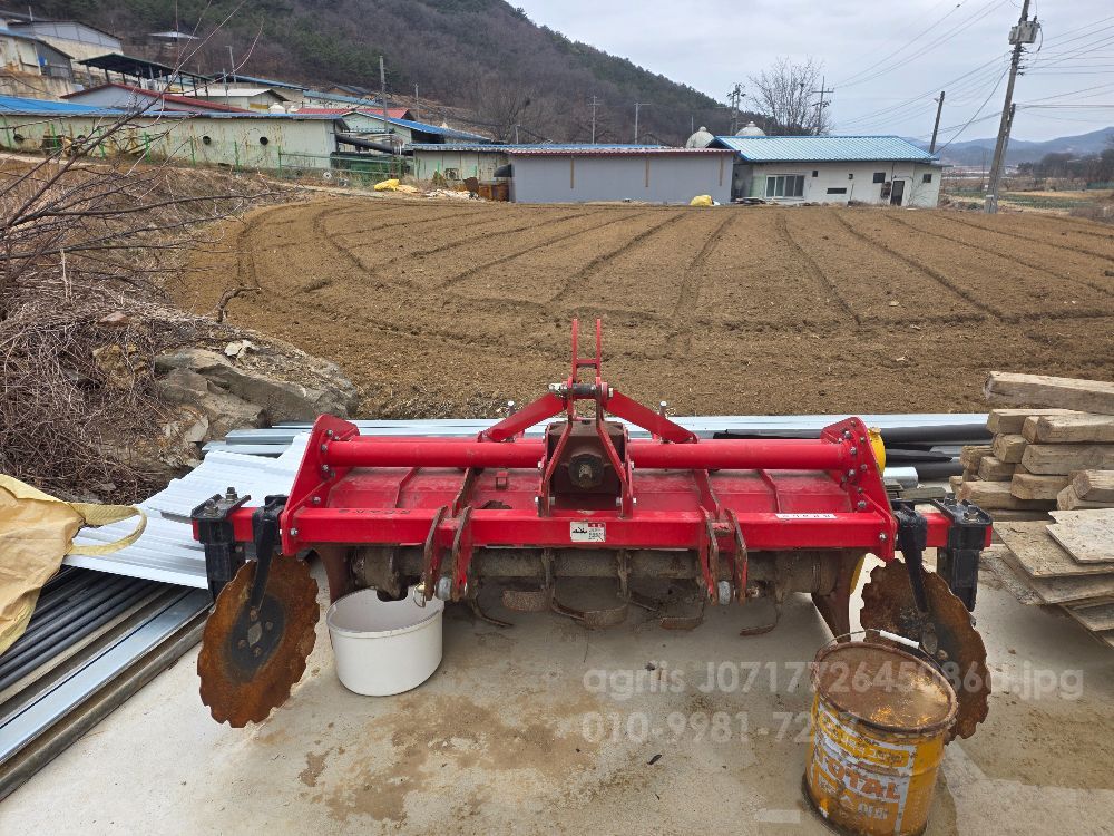 불스 휴립복토기 불스 휴립 복토기 BG-800B 뒤우측면