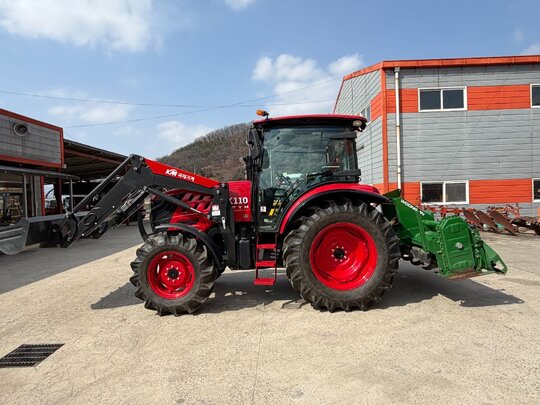 국제 트랙터 K110 (111마력)