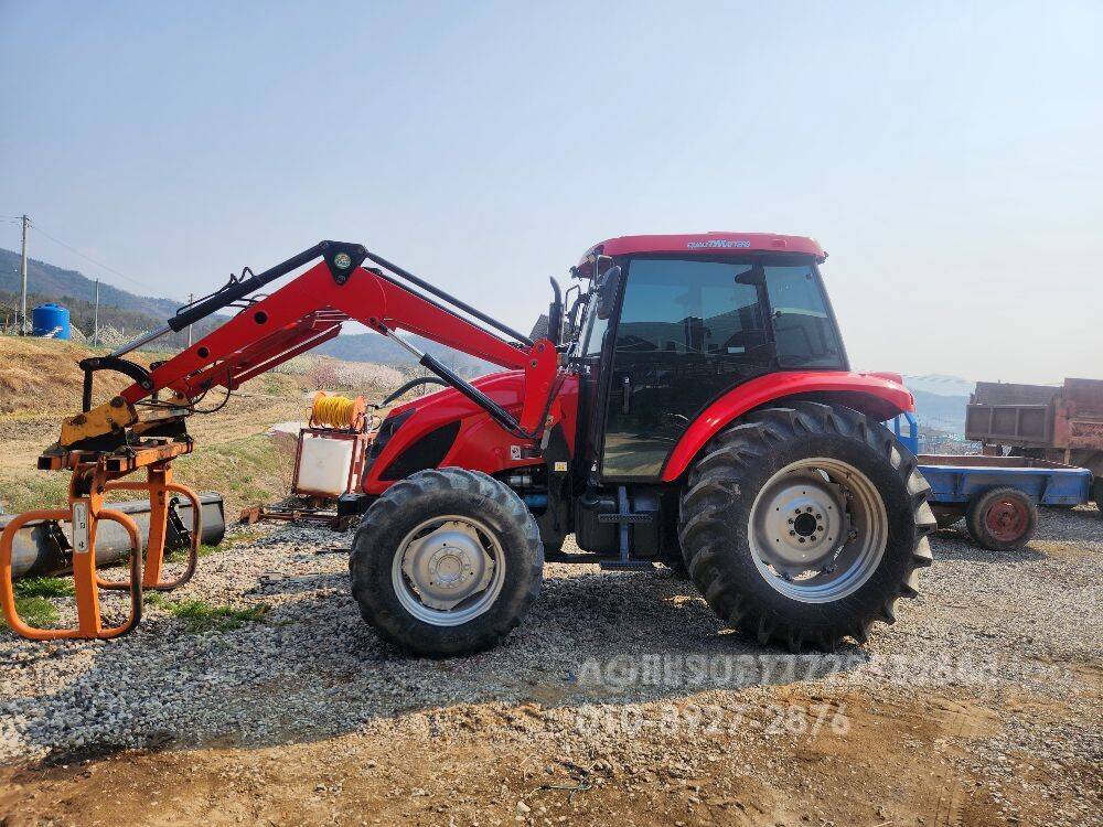 TYM 트랙터 T1003 (100마력) 앞좌측면