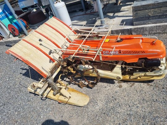 Daedong Rice transplanter DP480 (4Rows) 앞좌측면